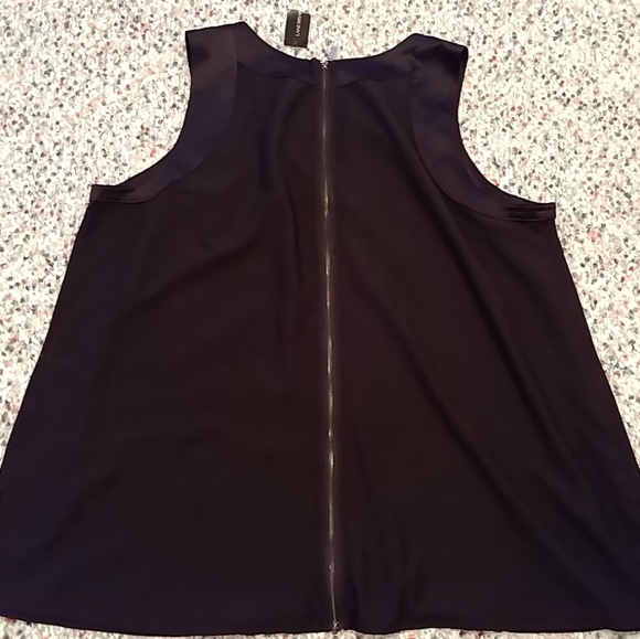 Lane Bryant Black Sleeveless Zip Back Top size 24 - Picture 2 of 4